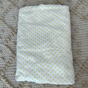 Biscuit home crib sheet white with yellow polkadot